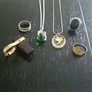 Small batch of costume jewelry